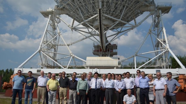SBAS IWG group at Russias Svetloe Space Observatory.jpg